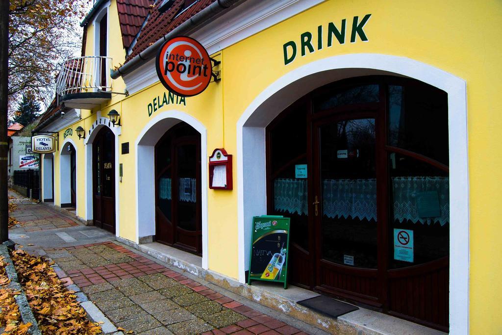 Delanta Panzio Bed & Breakfast Pecs Exterior photo